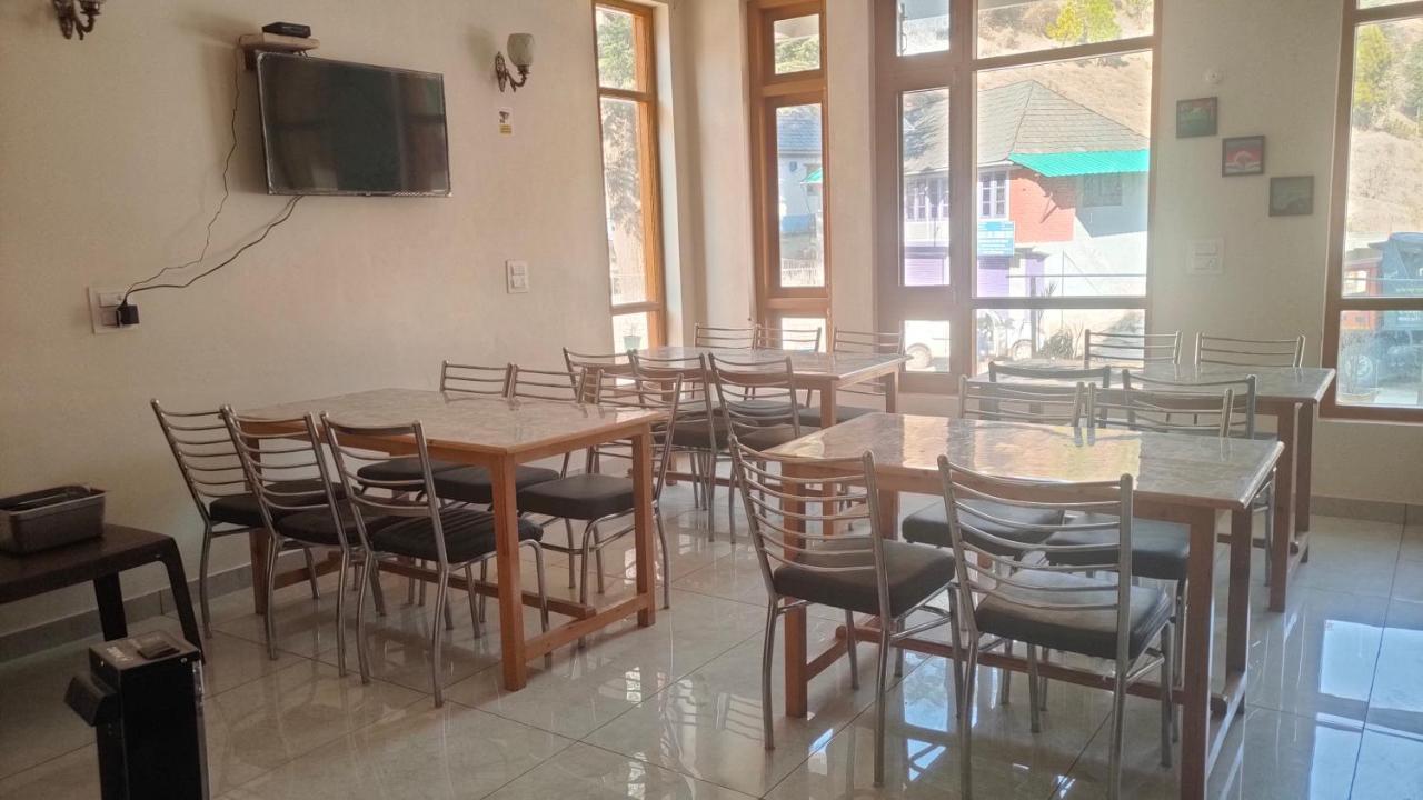 Hotel Cozy Haven Mandi Exterior foto